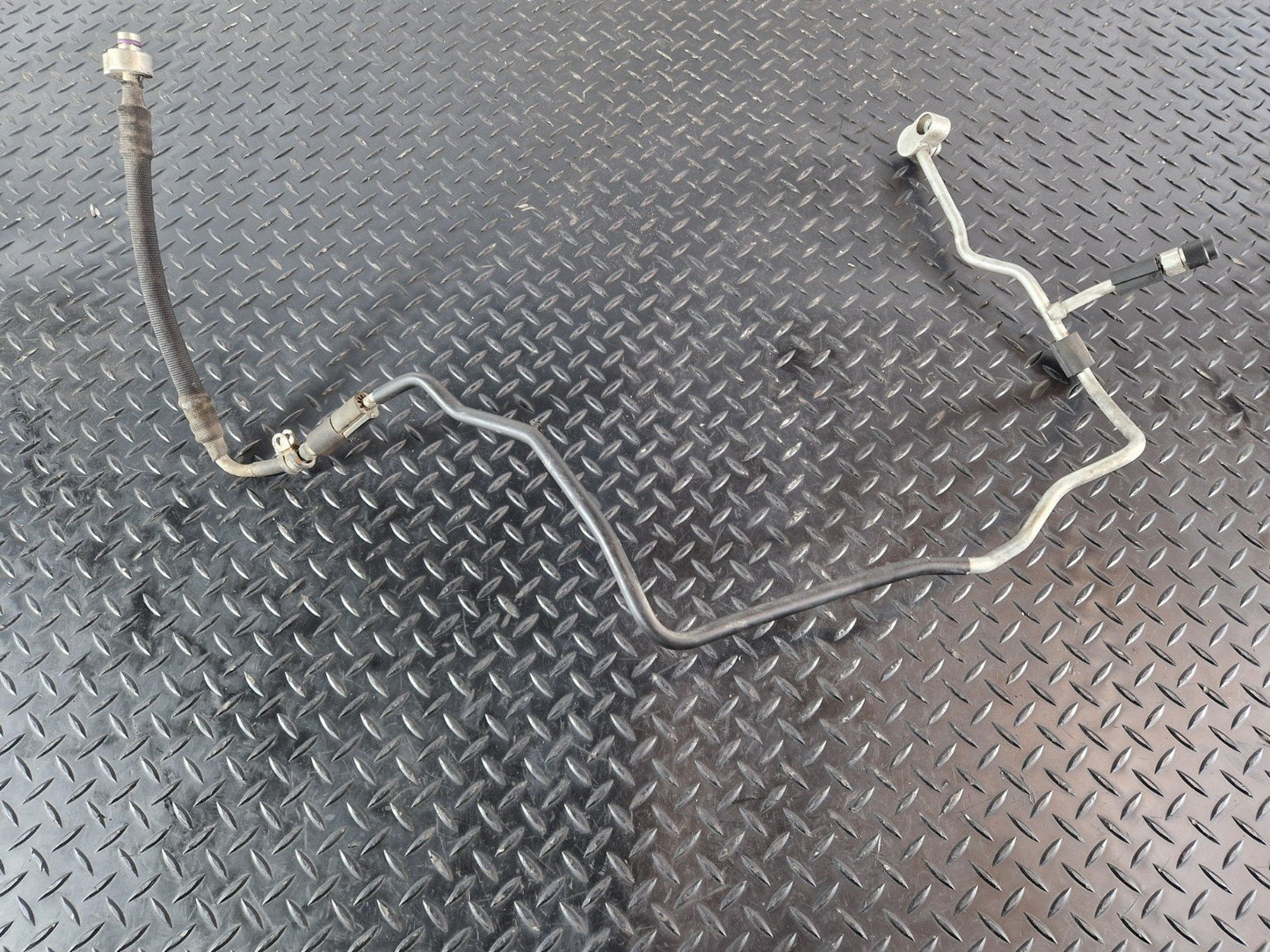 10-15 AUDI Q7 4L 3.0 TDI A/C AIR CONDITIONING PIPE 7L6820741AG
