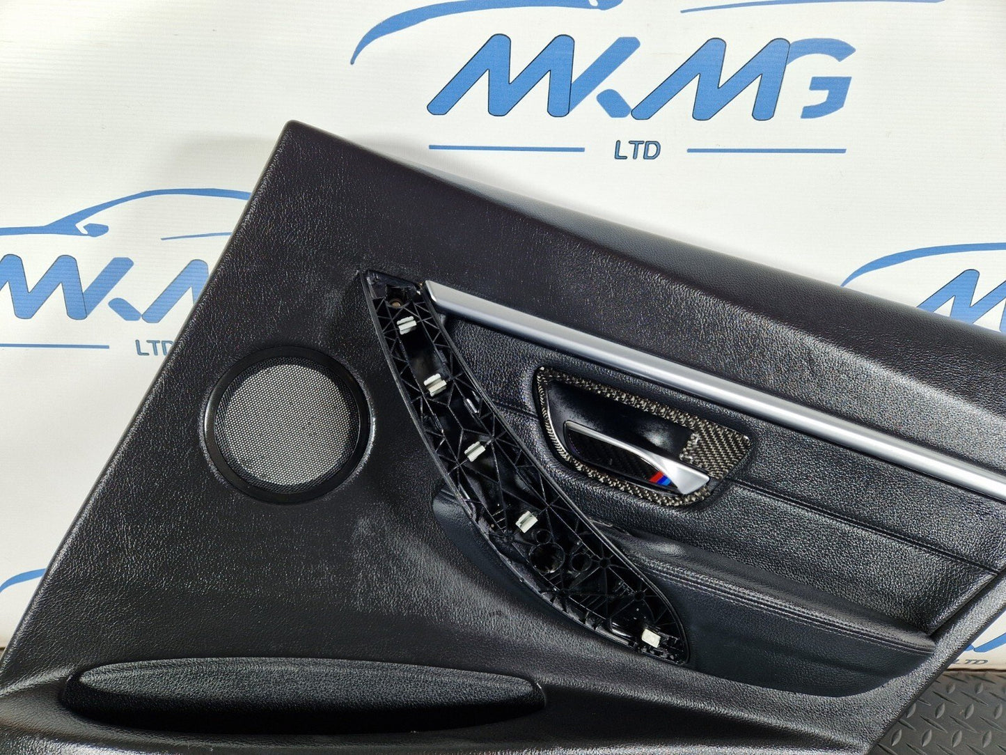 12-18 BMW 3 SERIES F30 F31 LCI OEM REAR DRIVER SIDE DOOR CARD PANEL 2083450