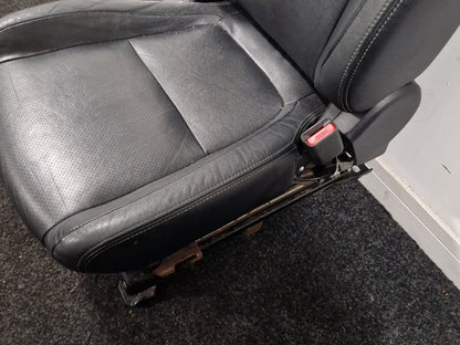 Mitsubishi Outlander PHEV MK3 (RE1) (GG2W) SUV Front Right O/S Driver Seat