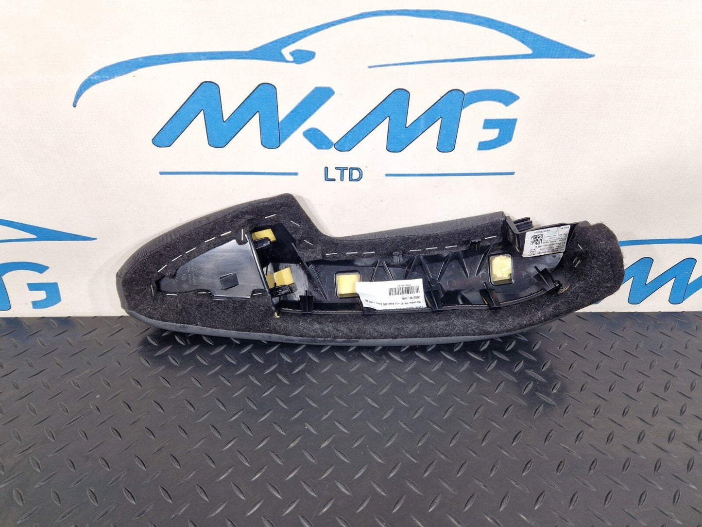 16-24 AUDI A5 F5 GENUINE AUDI A5 SEAT TRIM REAR LEFT 8W785703CGKU