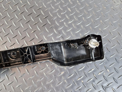 Range Rover Evoque L551 Right Driver O/S Bumper Bracket K8D2-113C52-AB