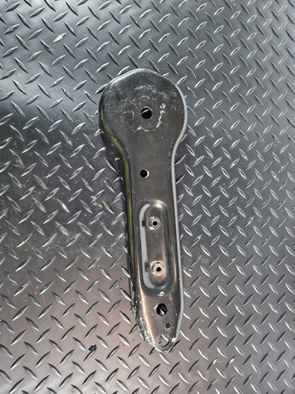 19-ON RANGE ROVER EVOQUE L551 REAR SUSPENSION MOUNT BRACKET K8D25A364AB