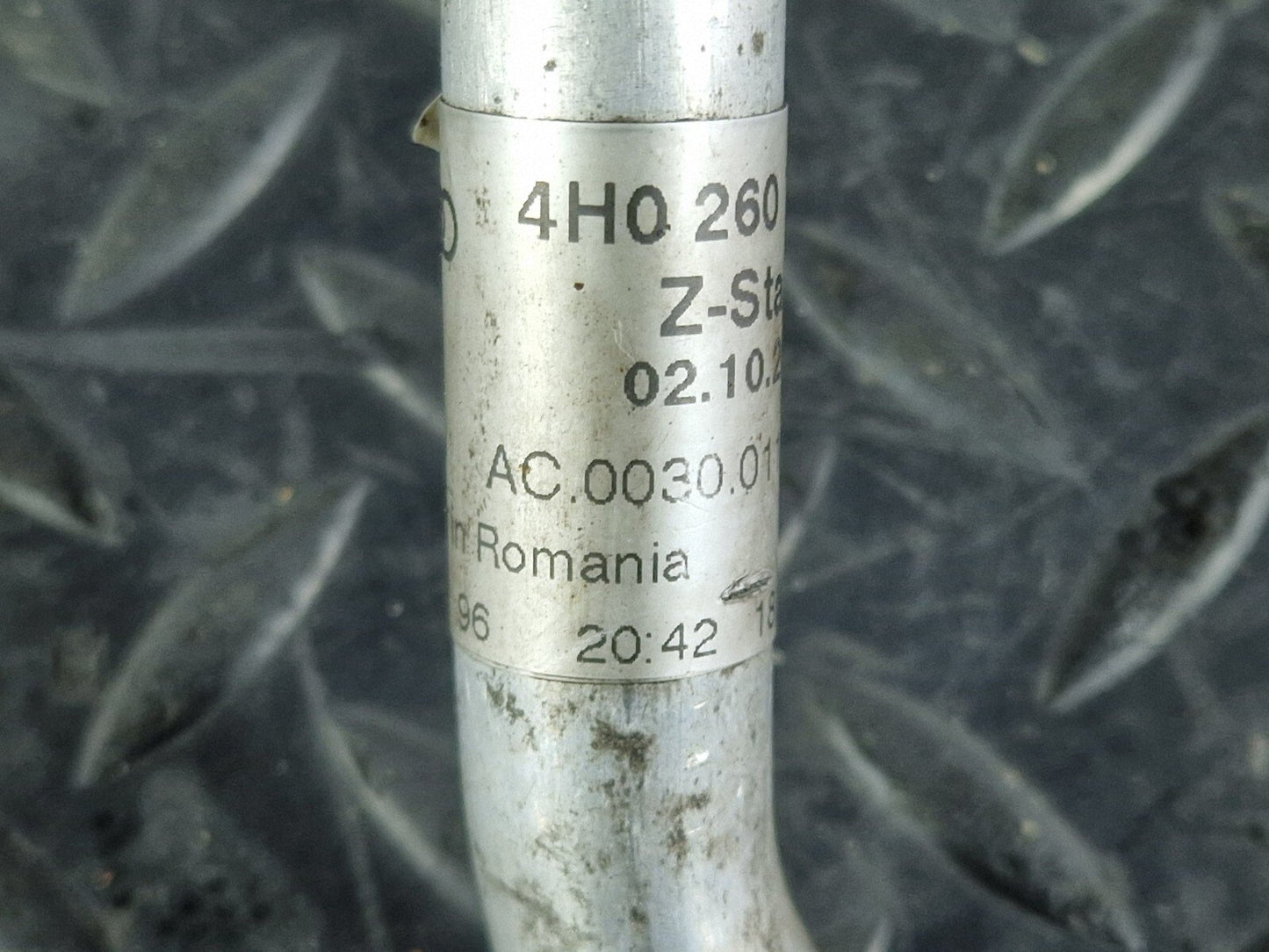 10-17 AUDI A8 4H A/C AIR CONDITIONING PIPE HOSE LINE 4H0260701M