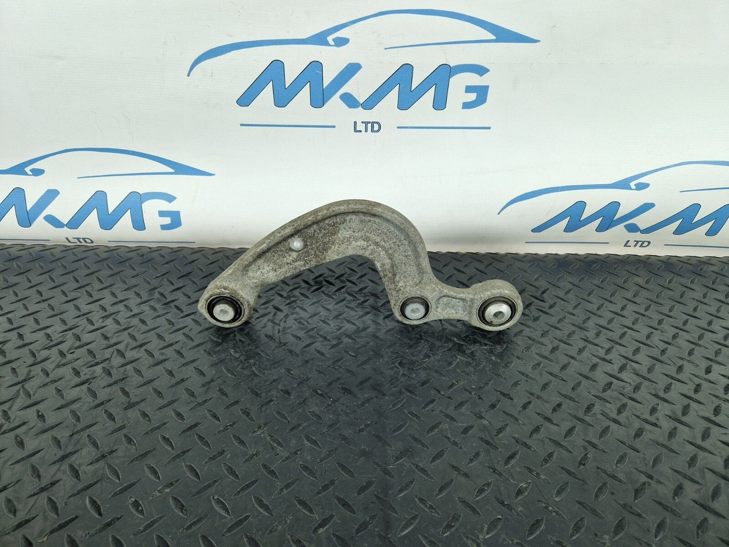 16-19 AUDI A4 B9 GENUINE OEM REAR CONTROL ARM FITS LEFT & RIGHT 8W0505361E
