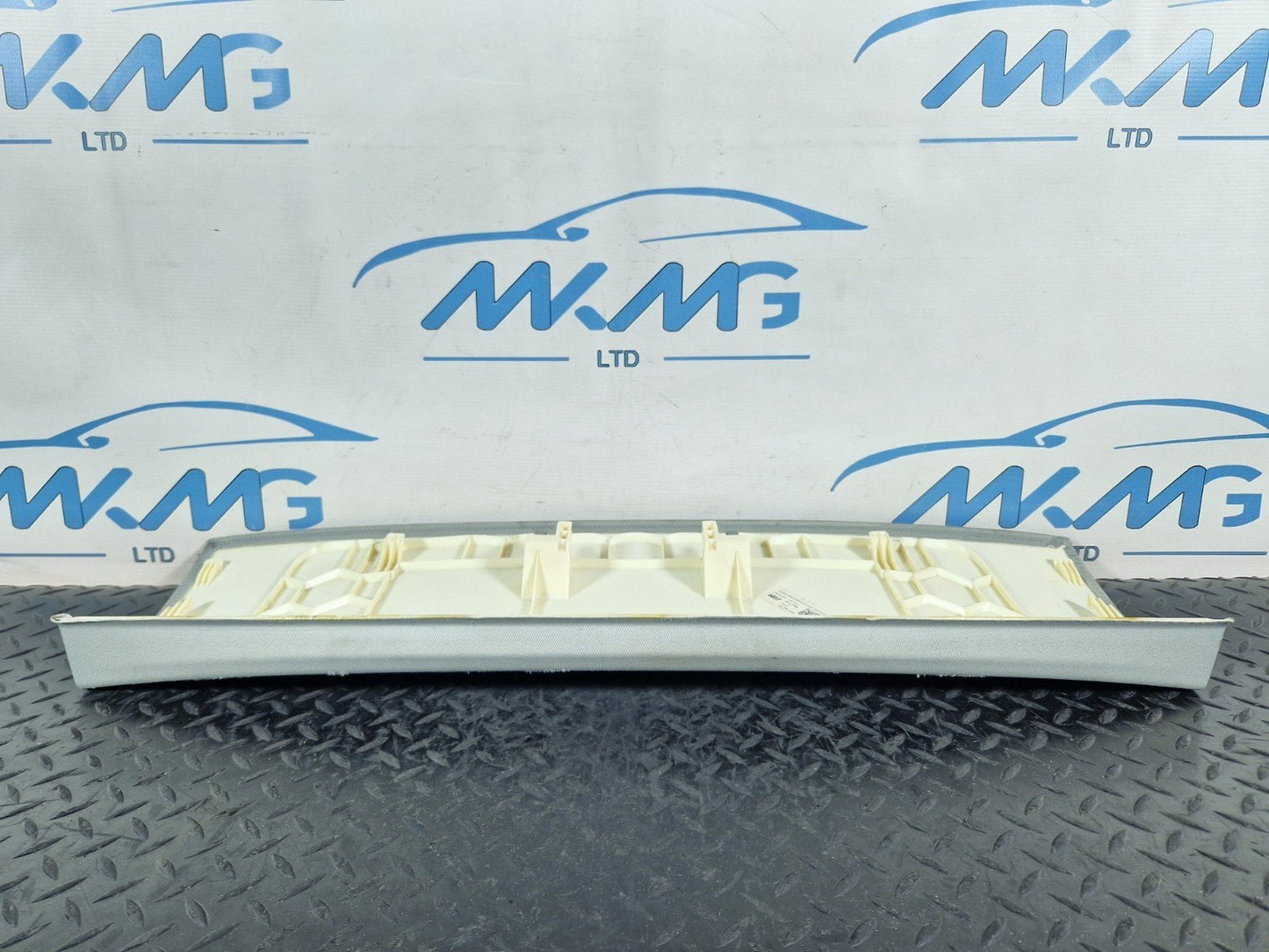 12-18 AUDI A6 C7 GENUINE REAR ROOF TRIM 4G9867839