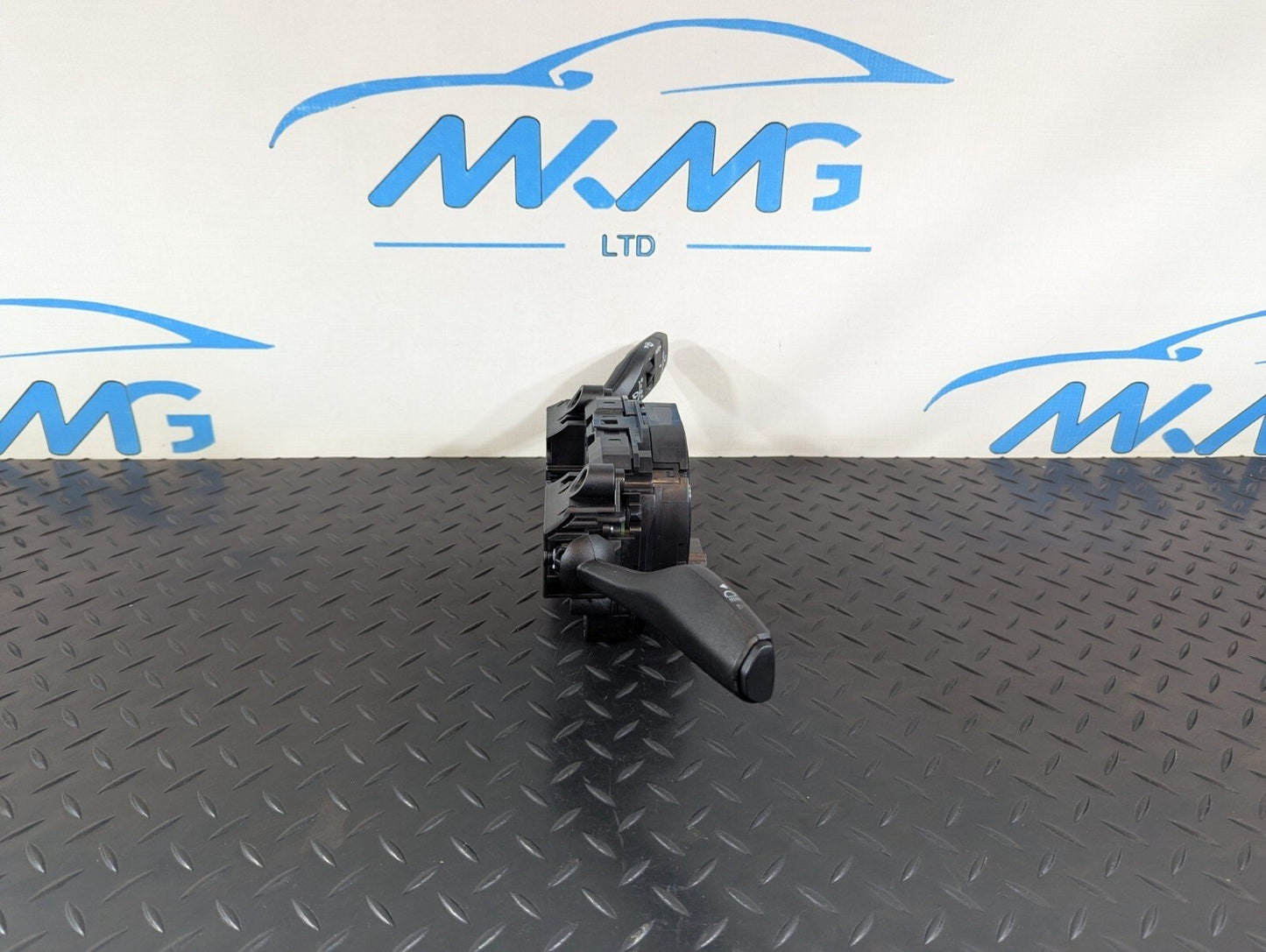 16-22 BMW X1 F48 GENUINE OEM STEERING WHEEL COLUMN INDICATOR WIPER STALK 9305954