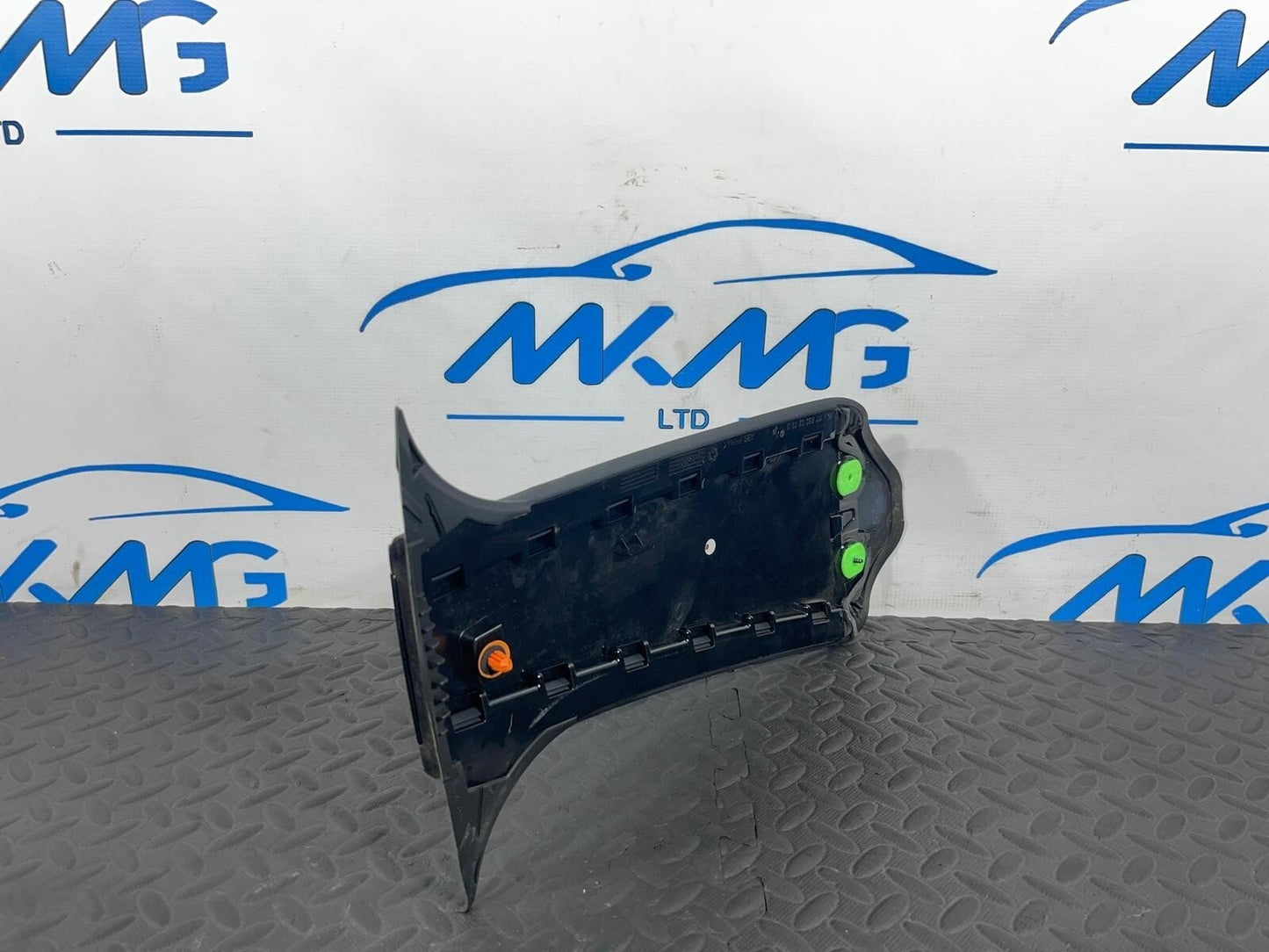 13-19 MERCEDES BENZ CLA C117 B POST TRIM PANEL OUTER RIGHT A1176900279