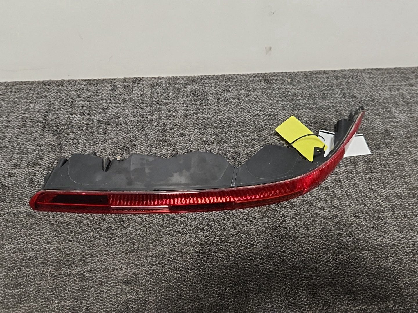 Audi Q7 4M Right O/S Rear Bumper Light Reflector Lamp Lens 4M0945096