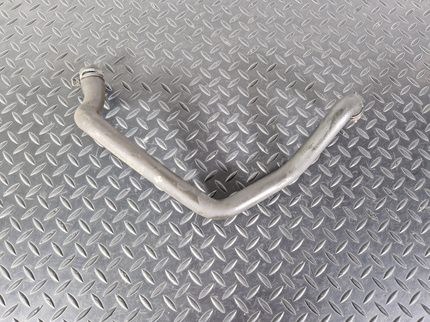 14-20 MERCEDES BENZ GLA 200 X156 OEM ENGINE WATER COOLANT PIPE A2468303496
