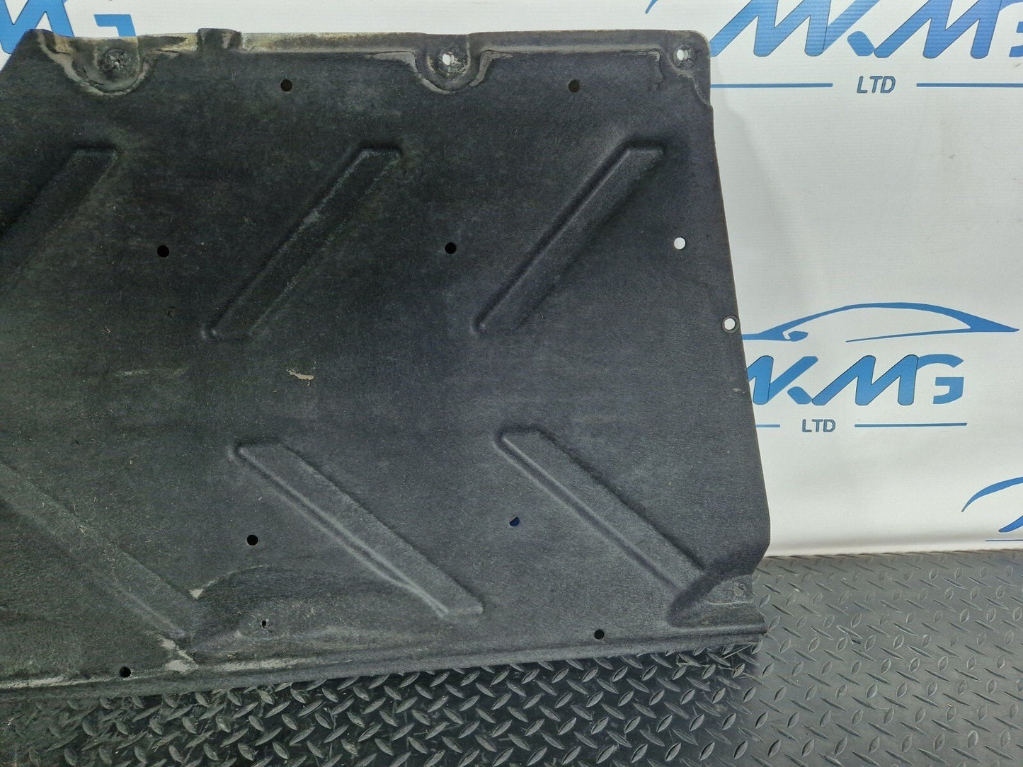 13-19 MERCEDES BENZ CLA C117 RIGHT O/S UNDERTRAY COVER PANEL GUARD A2466840200
