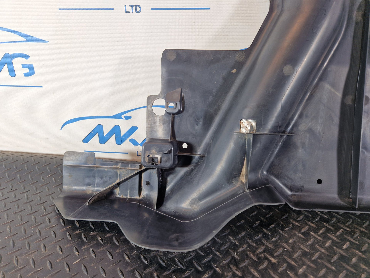 Mercedes-Benz B200d B-Class W247 REAR UNDER TRAY COVER A2473522600