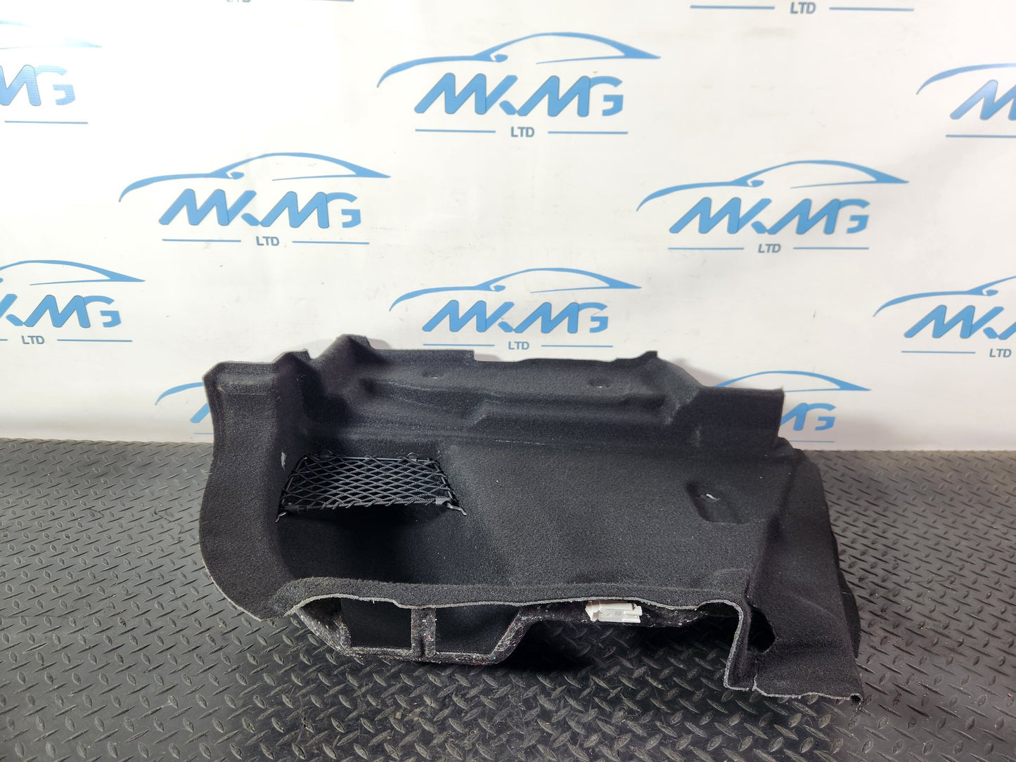 BMW 118i F40 Rear Right O/S Driver Boot Trunk Cover Panel 5A26BB6-01