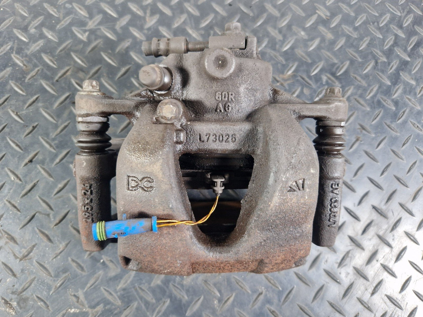 18-ON MERCEDES A CLASS W177 1.5CDI FRONT RIGHT O/S BRAKE CALIPER A1774212000