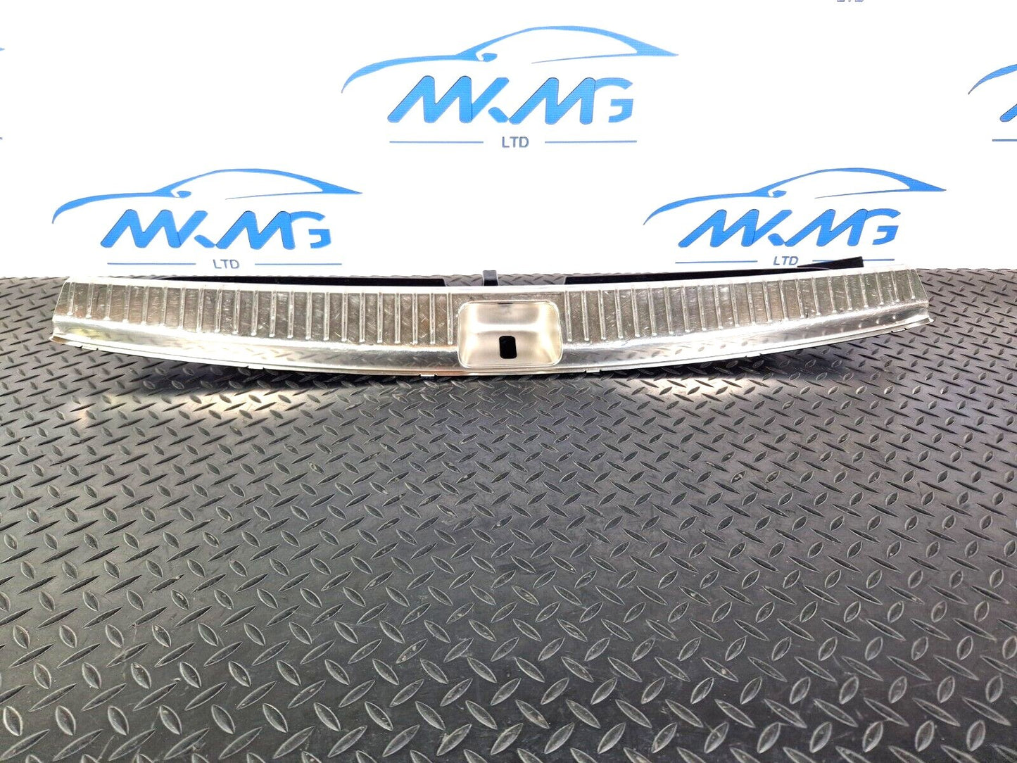 14-21 MERCEDES BENZ C220d W205 TAILGATE BOOT LID TRIM COVER A2056902501