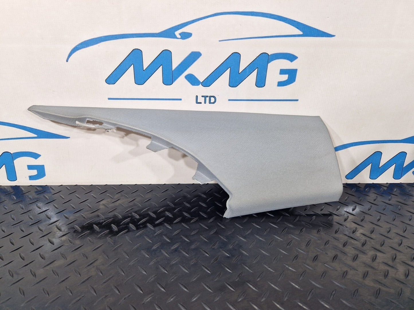 16-19 AUDI A4 B9 GENUINE REAR LEFT SIDE C-PILLAR TRIM 8W5867245
