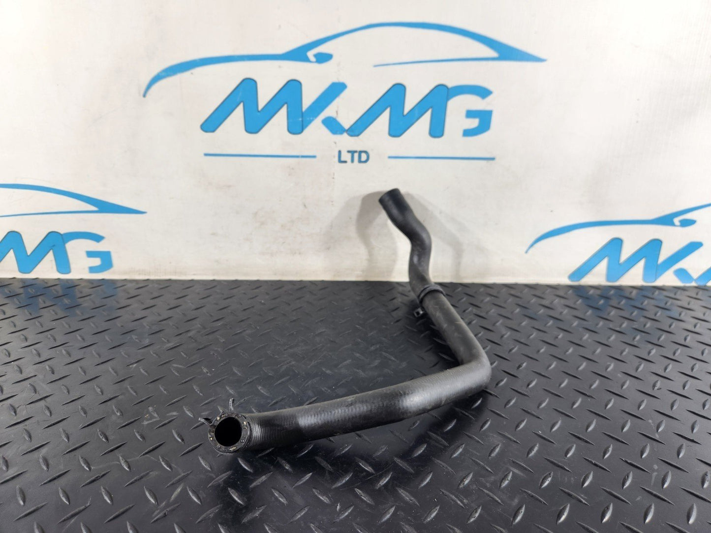 14-20 Mercedes Benz GLA 200 X156 Genuine Engine Water Coolant Pipe A2468303496