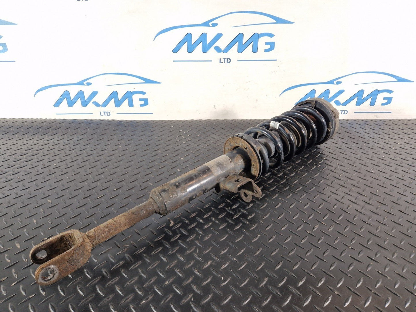 11-18 BMW 6 SERIES F13 GENUINE FRONT LEFT SHOCK ABSORBER SPRING STRUT 6789659