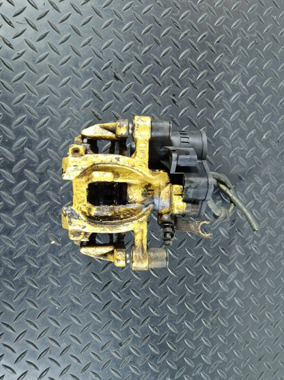 16-22 BMW X1 F48 GENUINE OEM REAR RIGHT DRIVER SIDE BRAKE CALIPER 6798958