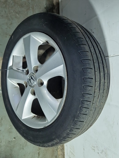 Honda FR-V MK1 (BE57) 16" Alloy Wheel with Tyre ~3mm 205/55/16