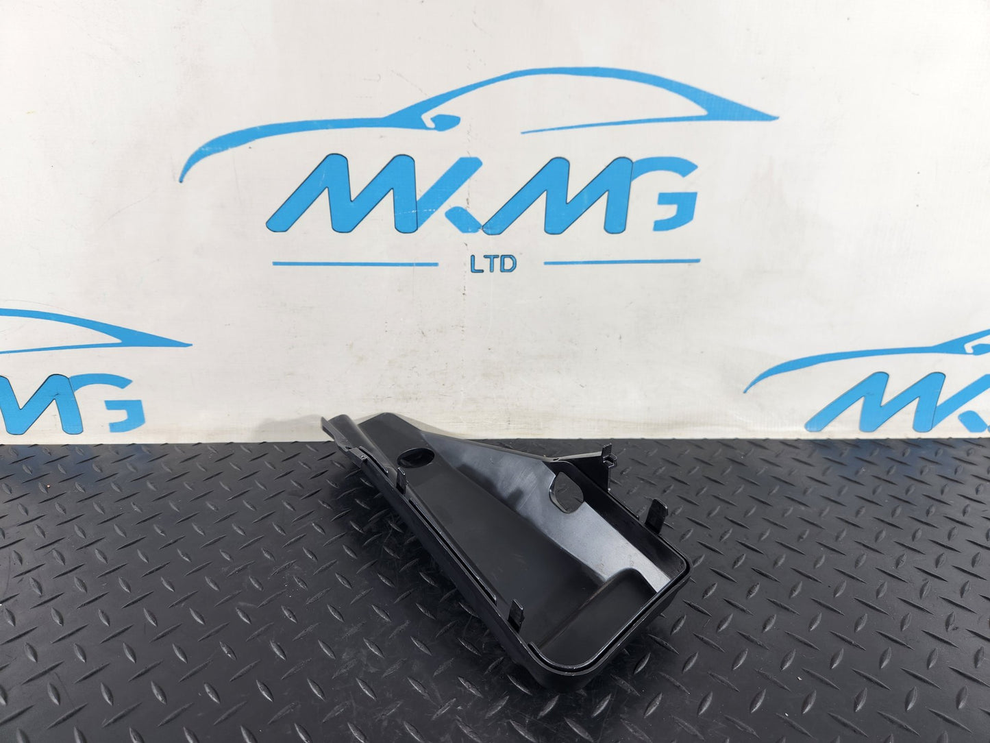2019 - Mercedes-Benz B200d B-Class W247 SUV Air Duct Intake Trim a2478309900