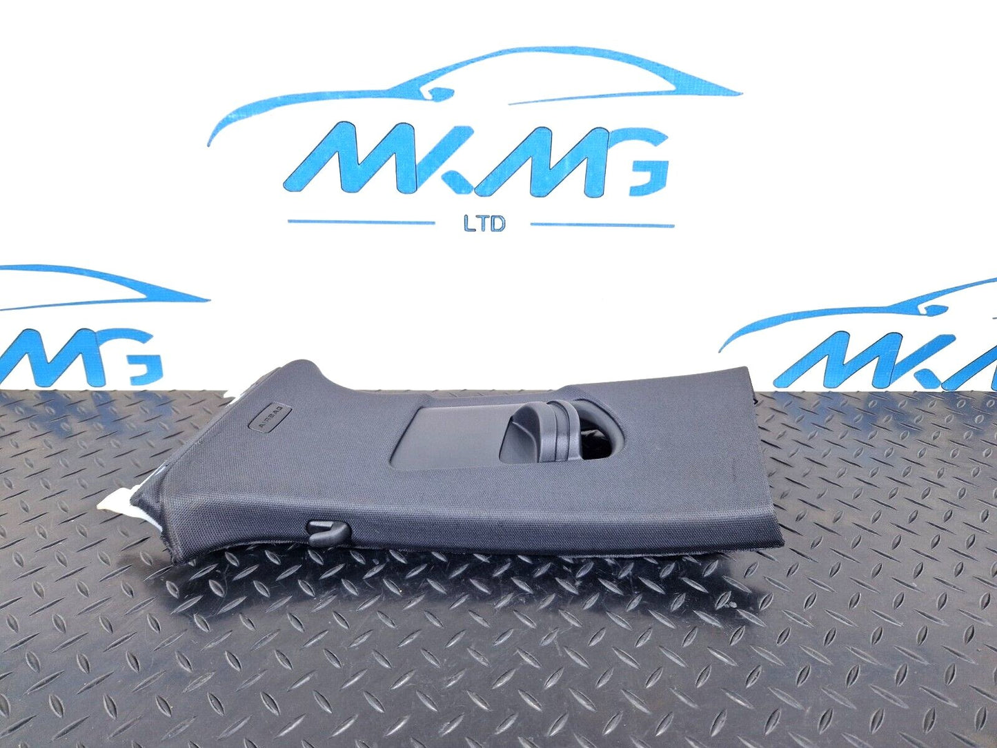 16-19 AUDI A4 AVANT B9 S-LINE LEFT PASSENGER SIDE B-PILLAR TRIM COVER 8W0867243