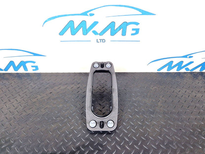 16-24 AUDI A5 F5 GEARBOX GEAR SELECTOR MOUNTING BRACKET 8W0711025B