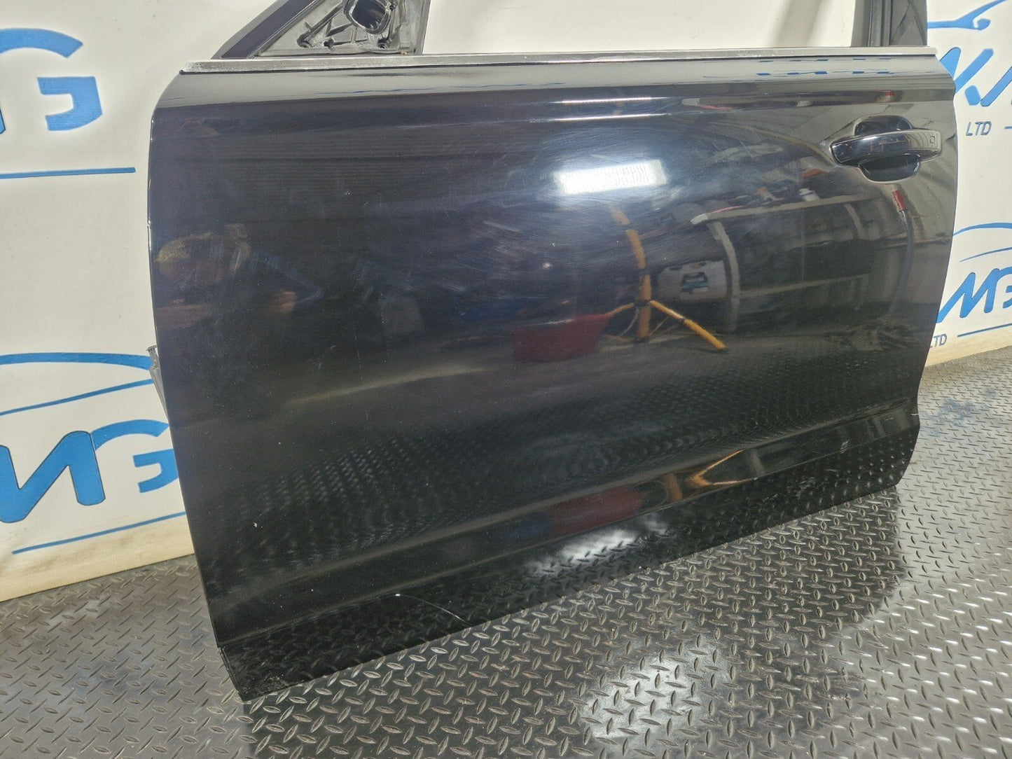 12-18 AUDI A6 C7 GENUINE FRONT LEFT N/S/F COMPLETE DOOR IN BRILLIANT BLACK LY9B