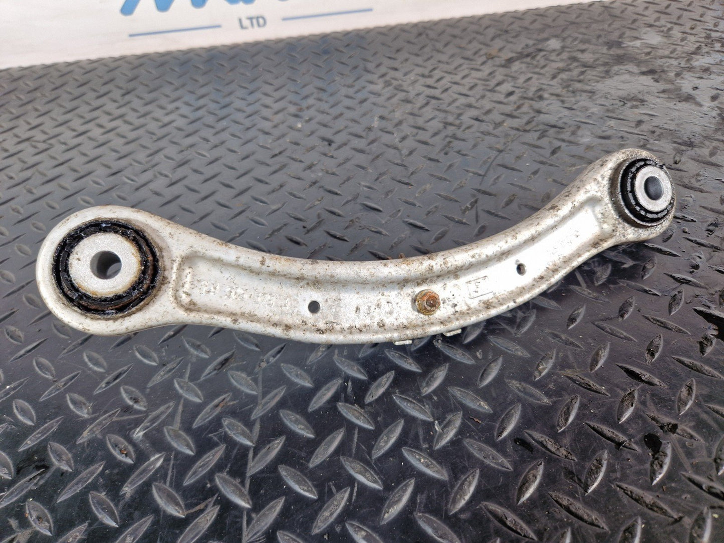 10-18 VW TOUAREG 7P 3.0 DIESEL CJMA OEM REAR RIGHT WISHBONE ARM 7L0505375A