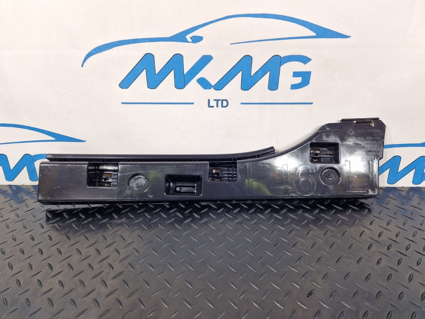 BMW 2 series F45 F46 rear left side skirt bracket 7318861