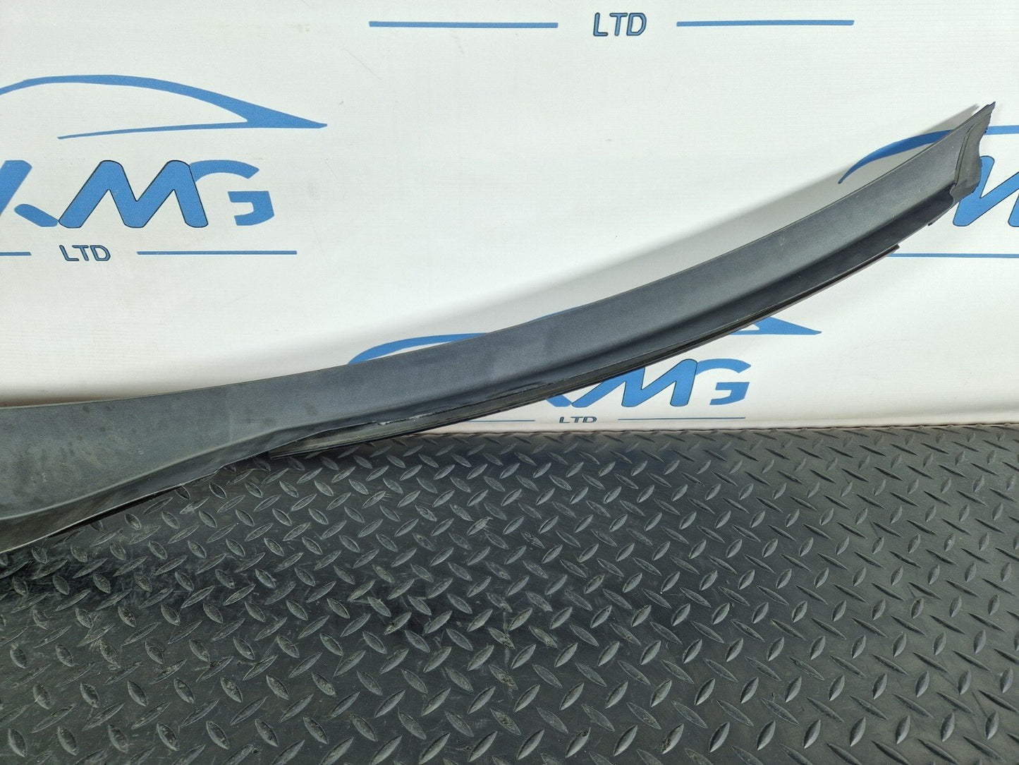 12-17 AUDI S5 CONVERTIBLE OEM WINDSCREEN SCUTTLE PANEL COVER 8K2819403B