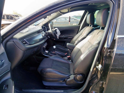 2012, Alfa Romeo, Giulietta, MK3 (940)