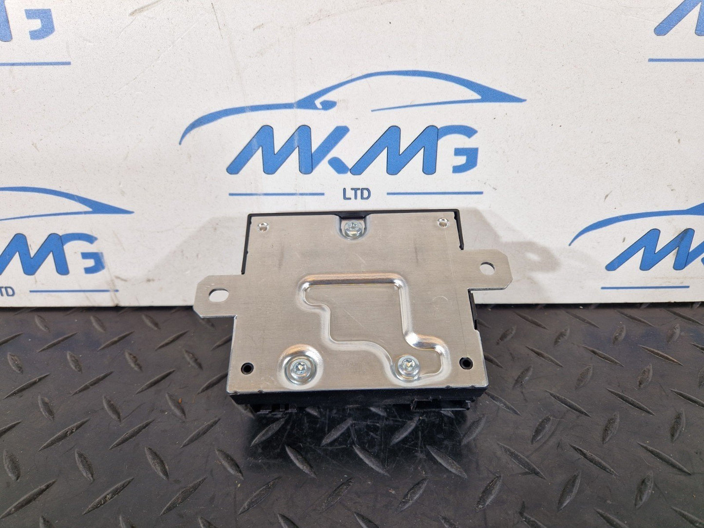 14-23 MERCEDES VITO W447 GENUINE OEM FUEL PUMP CONTROL UNIT MODULE A0009008206