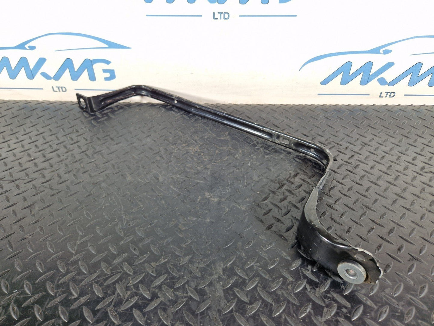 17-24 AUDI S5 F5 GENUINE OEM FUEL TANK MOUNT HOLDER STRAP 8W0201653E