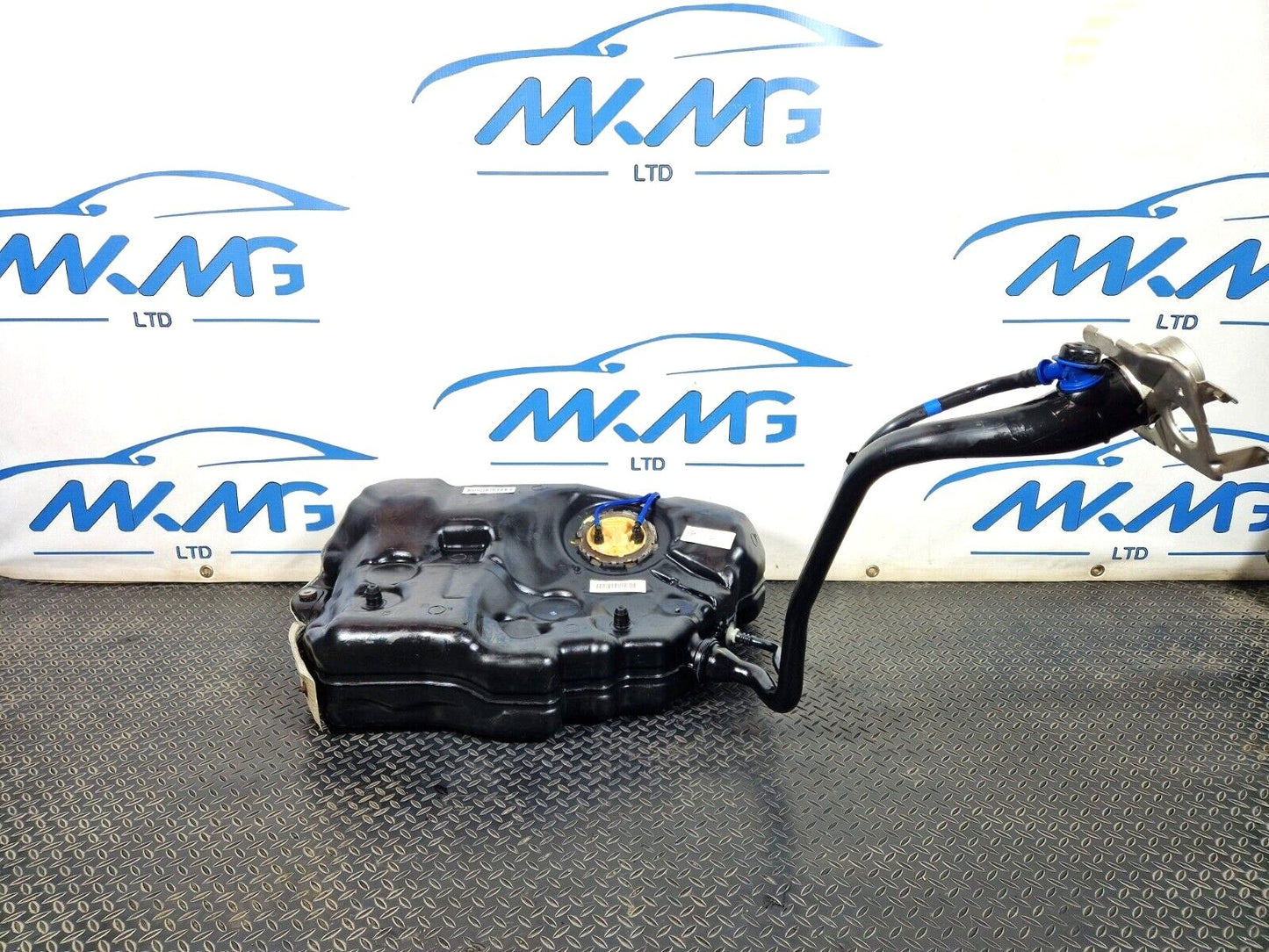 16-23 AUDI A5 F5 S-LINE GENUINE DIESEL FUEL TANK 8W6201021AM