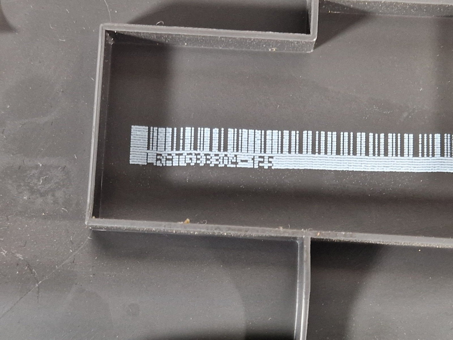 13-23 RANGE ROVER SPORT L494 OEM RIGHT SIDE CENTRE CONSOLE TRIM DK62-045M10-A