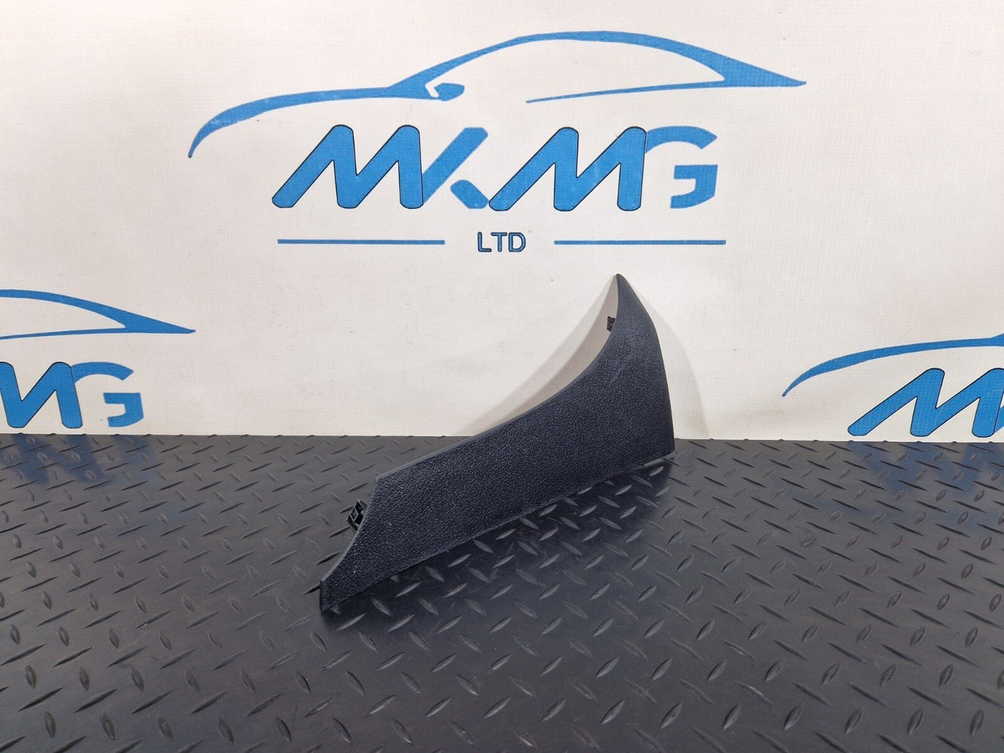 18ON MERCEDES SPRINTER W907 W910 DASHBOARD COVER LEFT N/S LOWER TRIM A9106803000