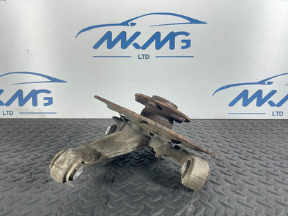 12-18 MERCEDES A B CLA W176 W246 C117 REAR LEFT PASSENGER SIDE WHEEL HUB 2460306