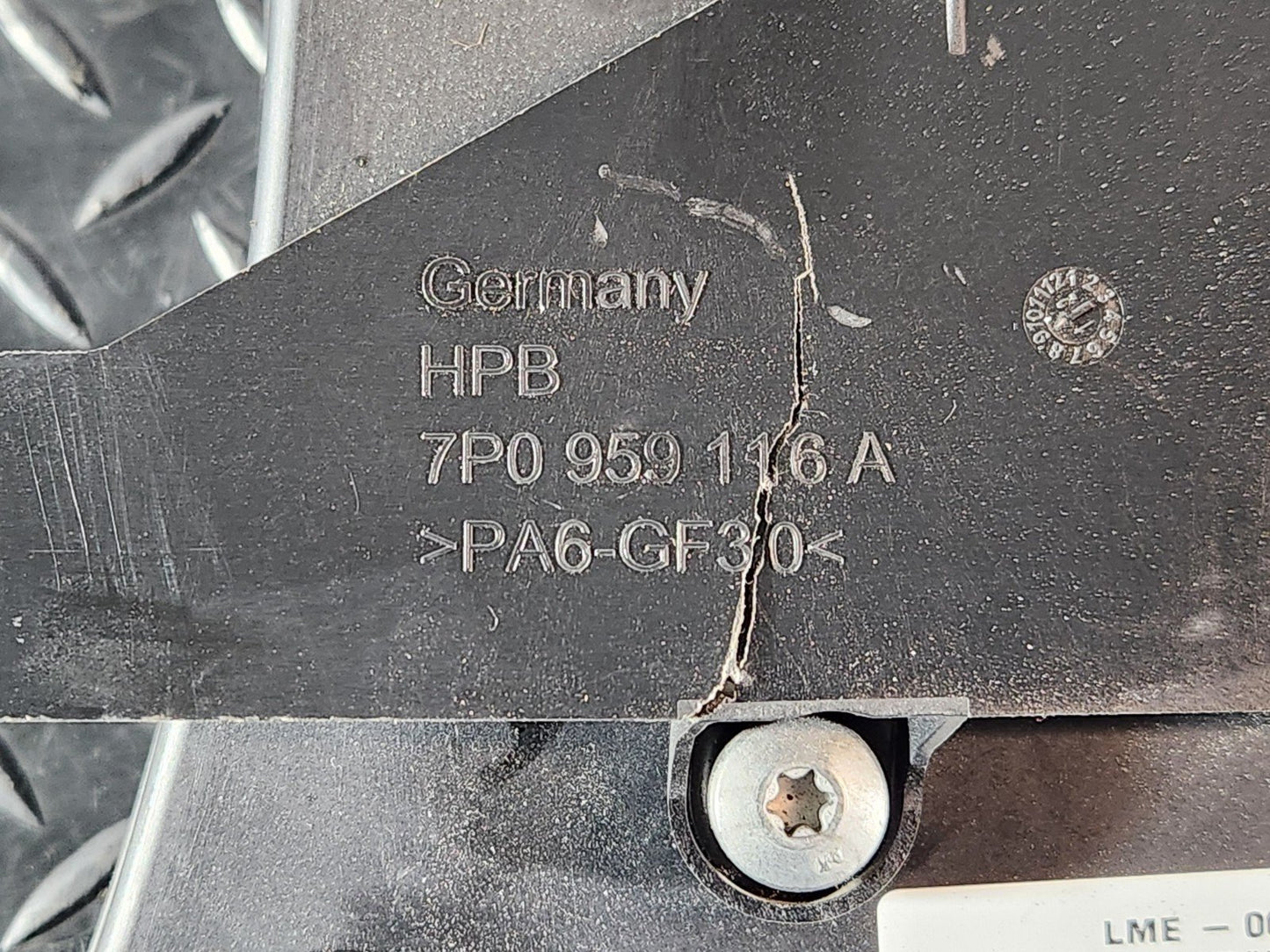 10-18 VW TOUAREG 7P GENUINE BRAKE PEDAL 7P0959116A