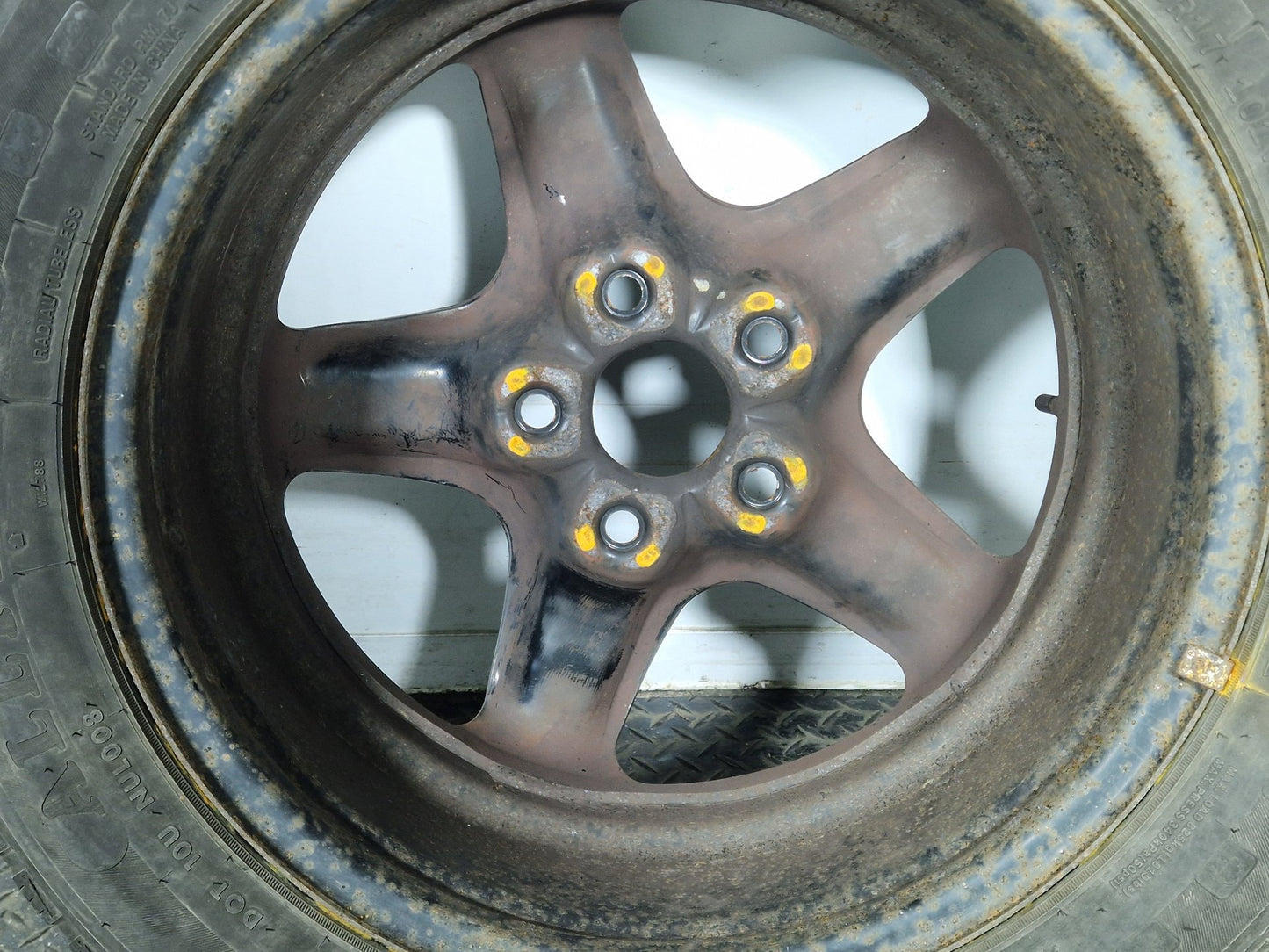 Ford C-Max MK1 17" Alloy Wheel with Tyre 4mm 225/55/17