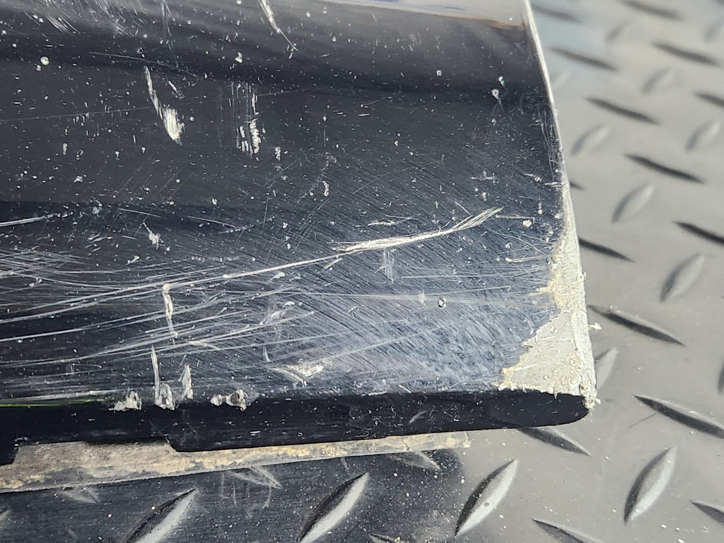 Range Rover Evoque L551 Rear Left Door Moulding Trim Damaged K8D2-274A49-B