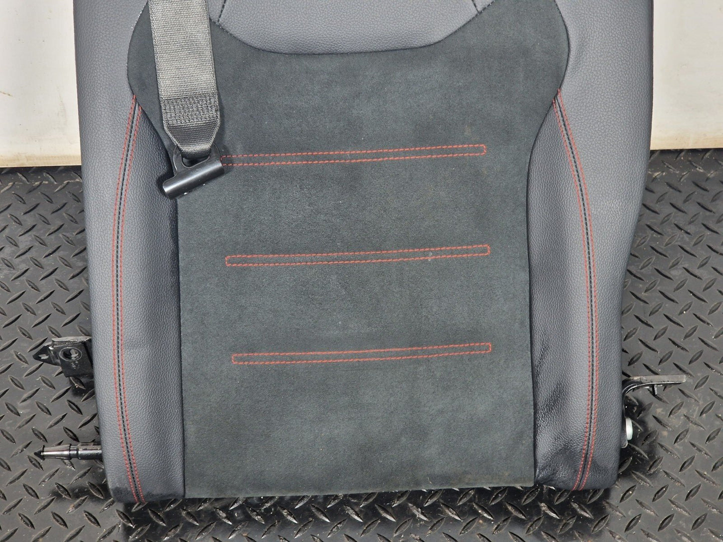 18-ON MERCEDES A CLASS W177 V177 AMG REAR LEFT N/S HALF LEATHER BACKREST SEAT