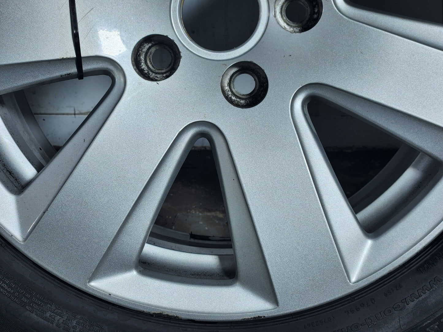 Audi A6 MK3 (C6) Estate 16" Alloy Wheel with Tyre 225/55/16 ~3mm 4F0601025AJ