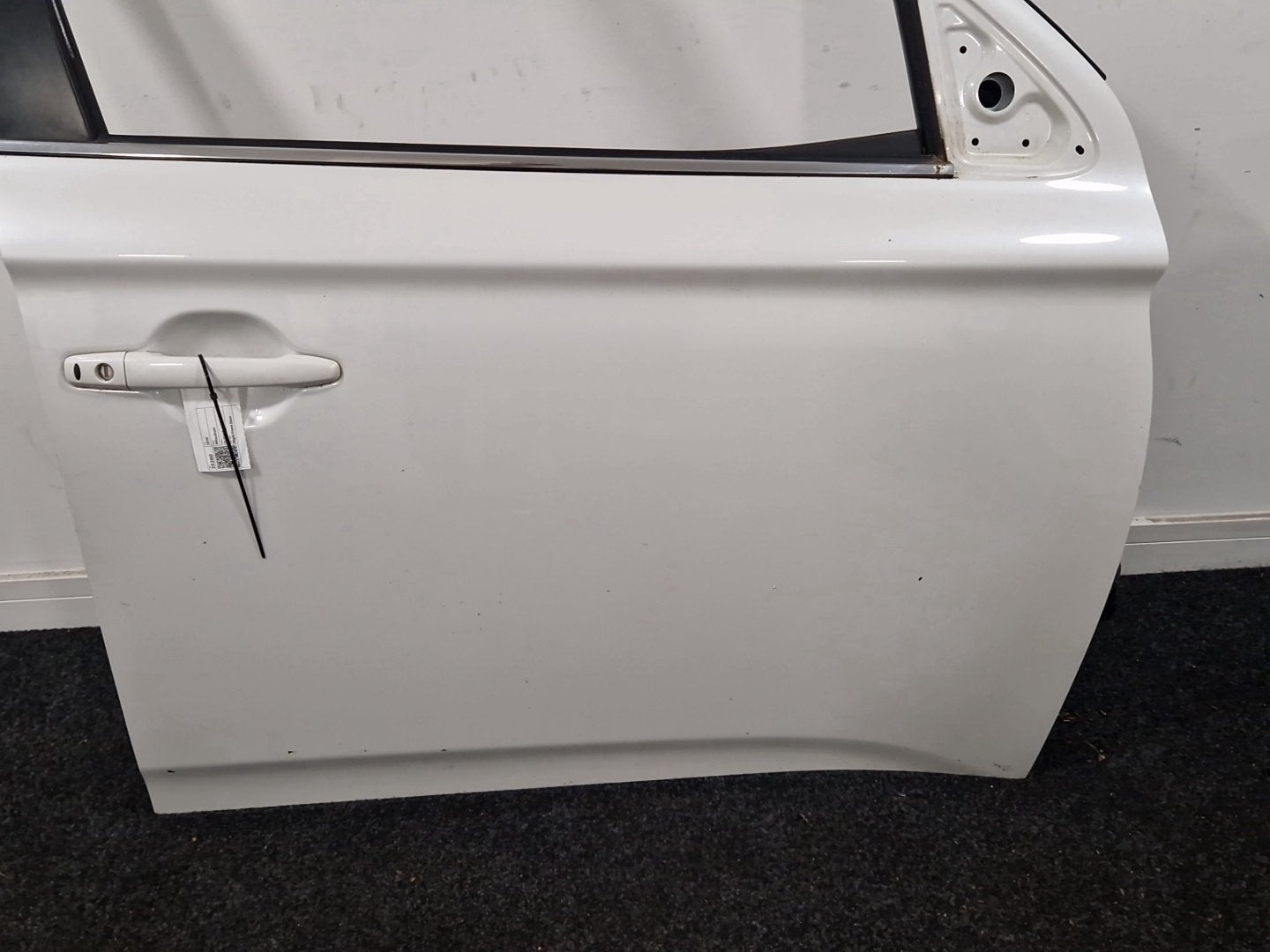 Mitsubishi Outlander PHEV MK3 (RE1) (GG2W) SUV Front Right Complete Door in W13A