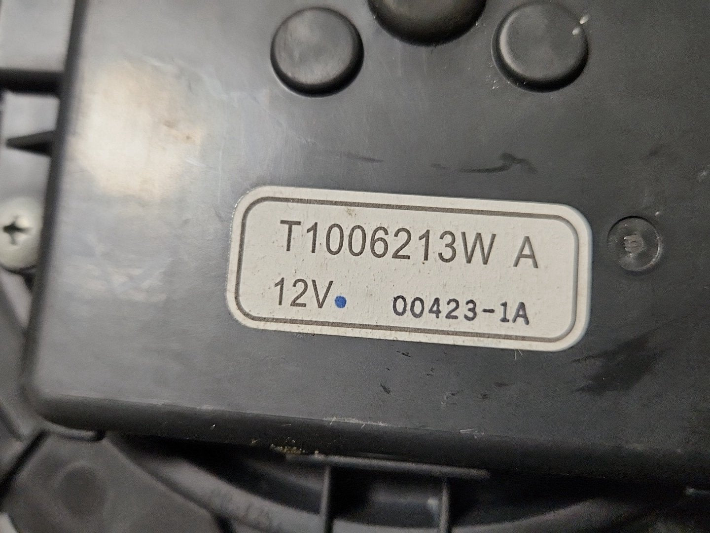 Honda Insight MK2 (ZE2) Hatchback Hybrid Battery Cooling Fan 1J810-RBJ-0031