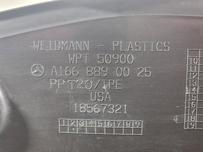11-19 MERCEDES BENZ ML W166 FRONT RIGHT O/S WING FENDER COVER SEAL A1668890025