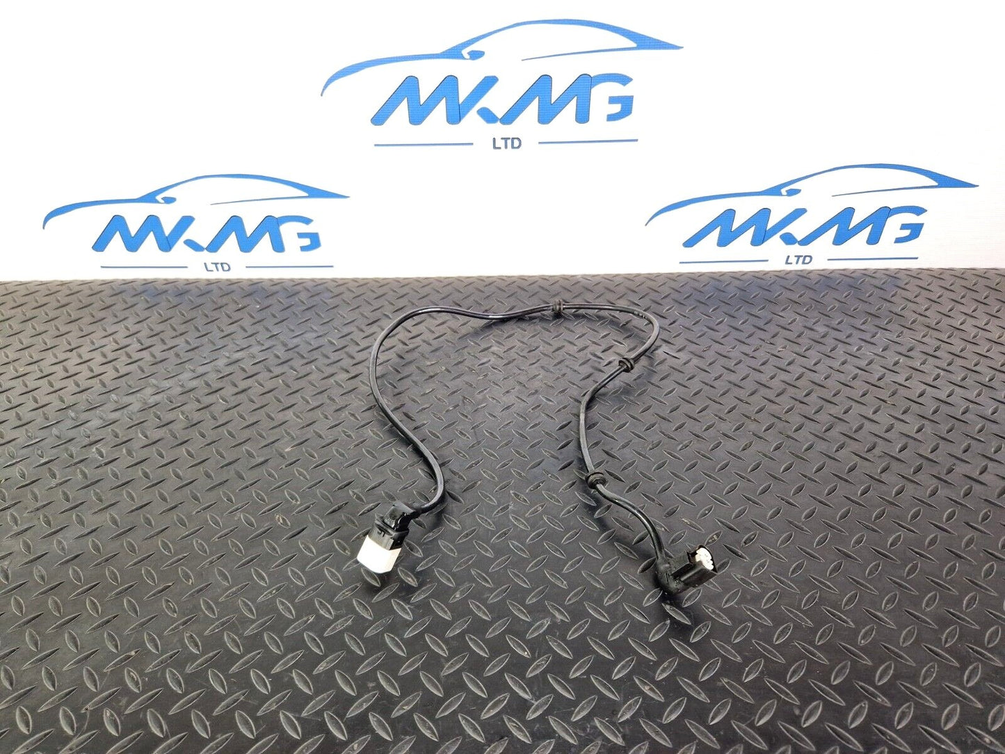 14-21 MERCEDES BENZ C220d W205 REAR LEFT BRAKE PAD WEAR SENSOR A2055404106