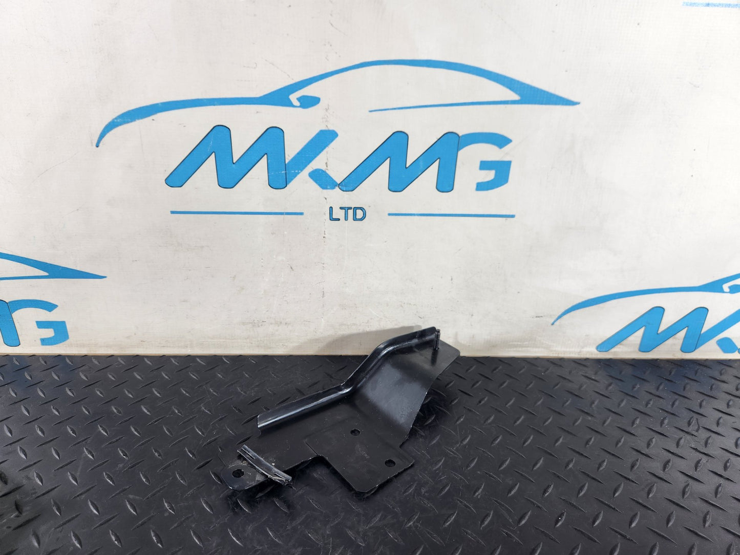 Land Rover Range Rover Evoque L551 Rear Bumper Right Mount Bracket K8D2102A98AB
