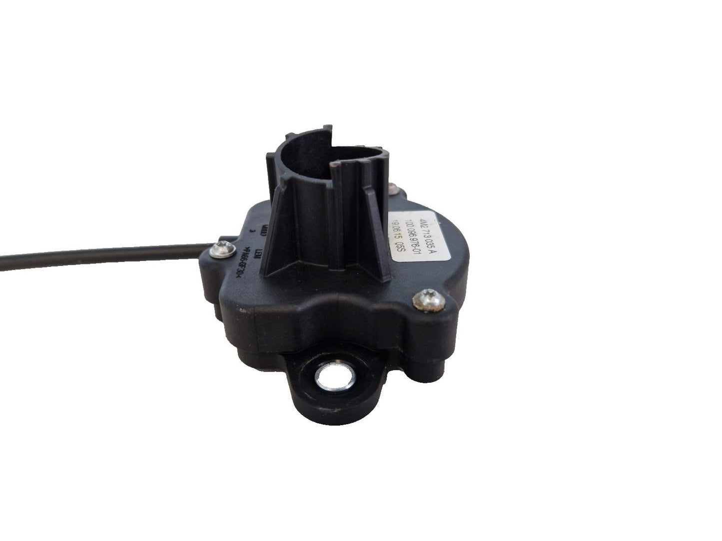 Audi Unknown Part Type 4M2713035A