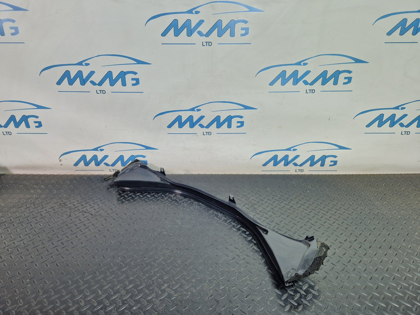 Audi A6 RS6 Allroad C7 Genuine Front Slam Cowling Radiator 4G0806391