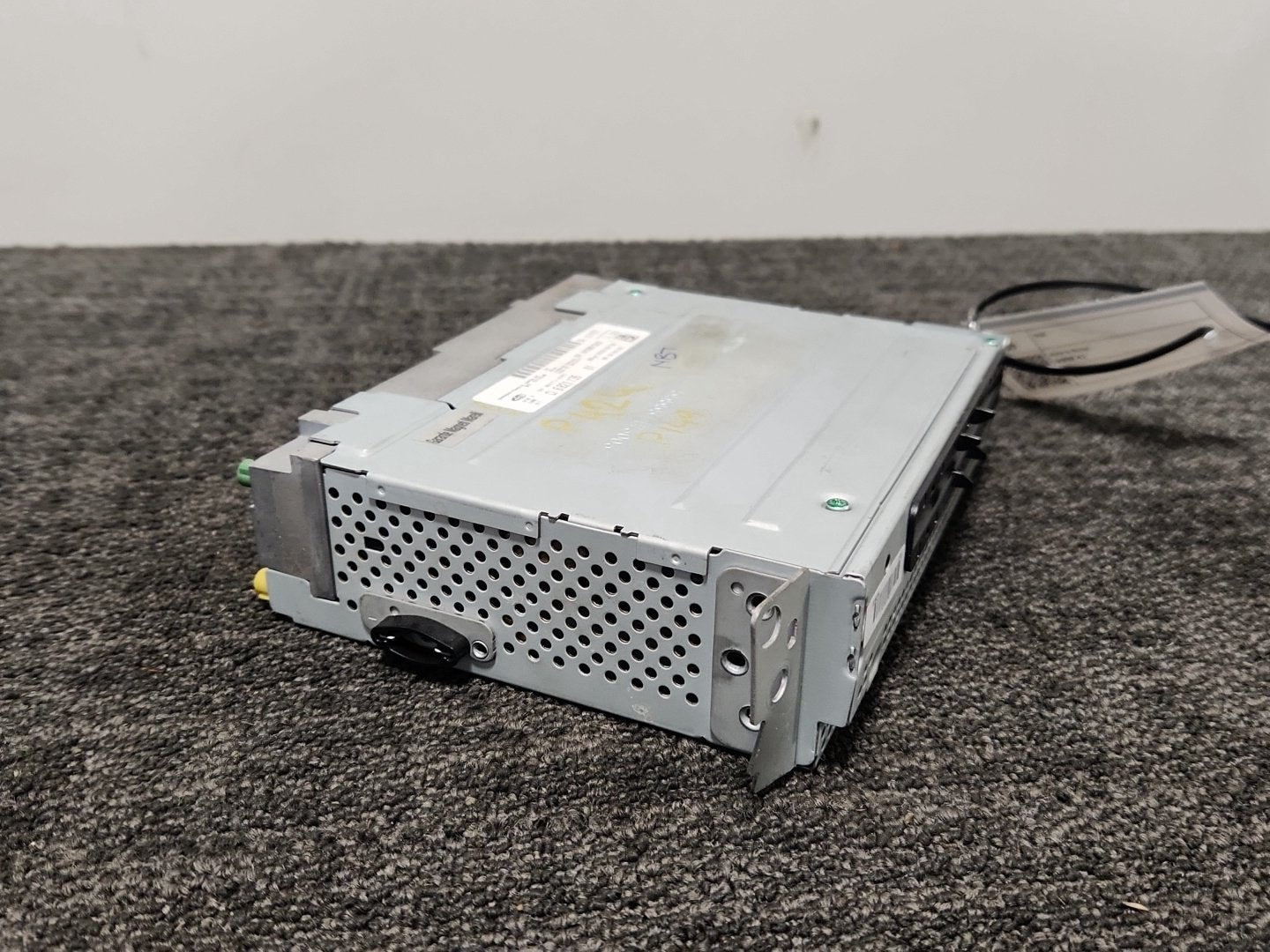 BMW X1 F48 Genuine Radio Stereo CD Player Head Unit 6821135